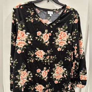Lularoe 2x Elizabeth. Black floral print.